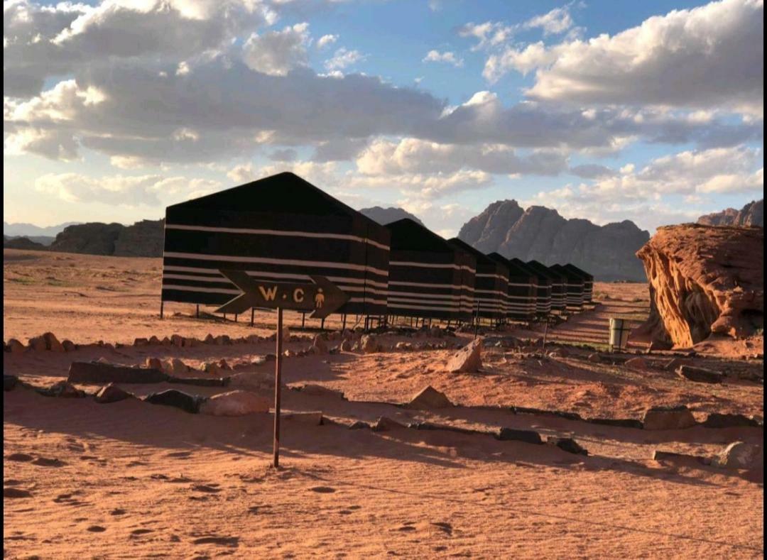 Wadi Rum Moon Camp Экстерьер фото